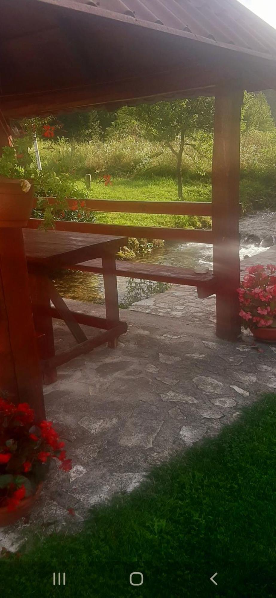 Guest House Mila Plitvicki Ljeskovac ภายนอก รูปภาพ