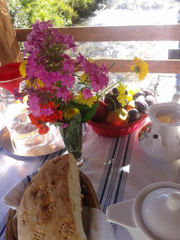 Guest House Mila Plitvicki Ljeskovac ภายนอก รูปภาพ