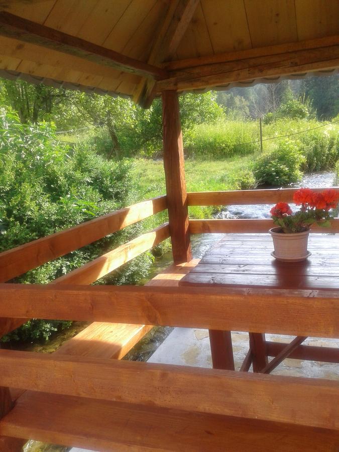 Guest House Mila Plitvicki Ljeskovac ภายนอก รูปภาพ